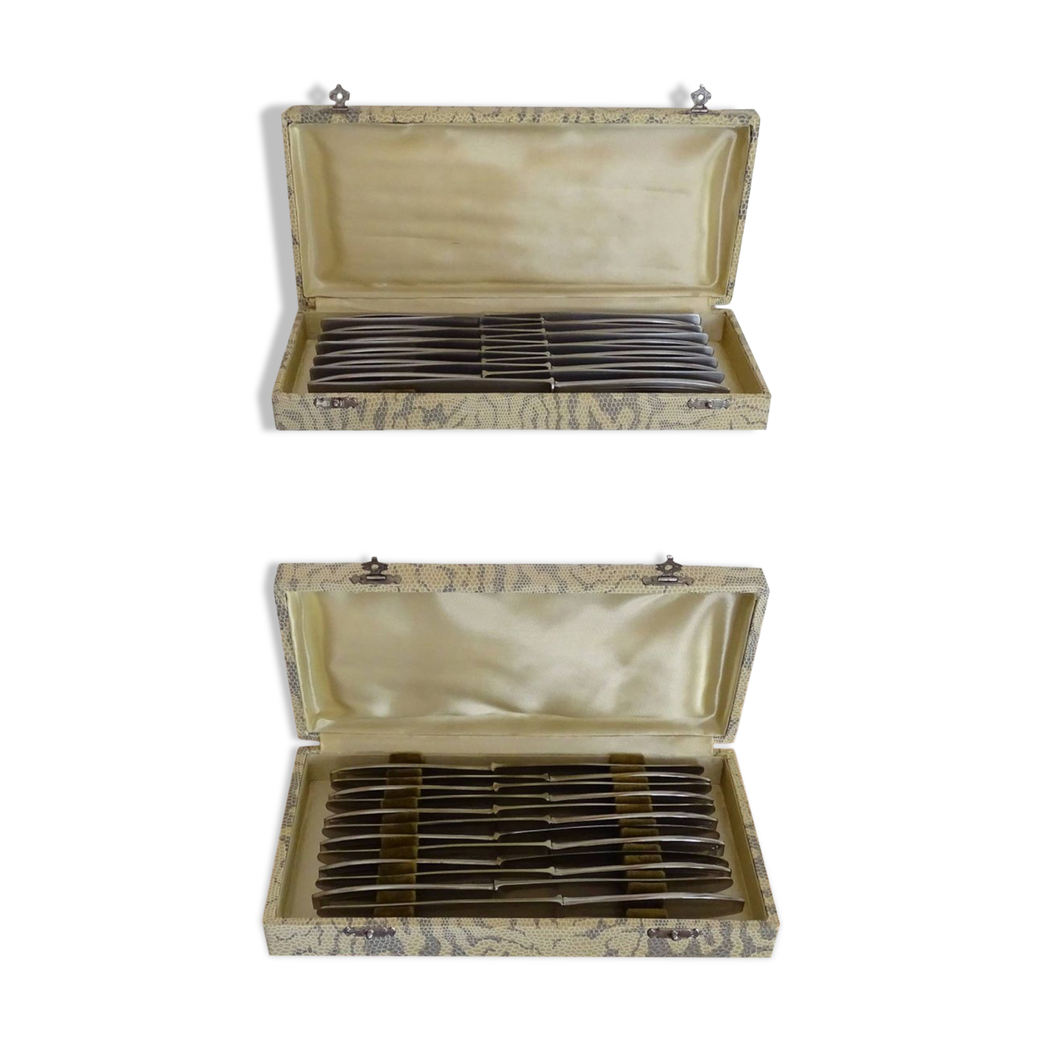 24 Art Deco style stainless steel knives - 12 desserts and 12 cheeses - In boxes