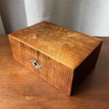 Jewelry box "in the shade of roses"