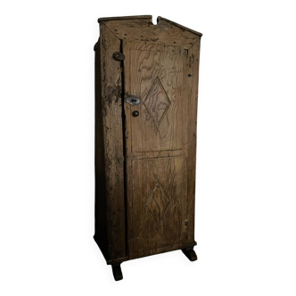 18th century rustic cabinet, Spanish folk art