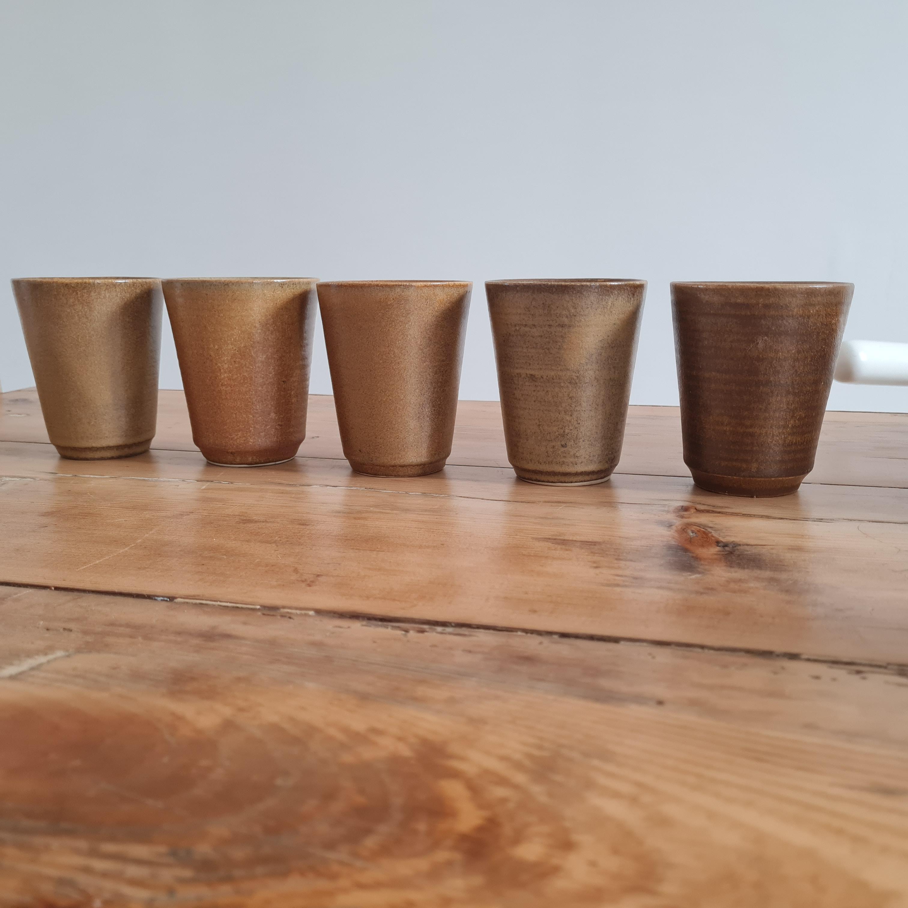 Set of 5 cups in Digoin sandstone