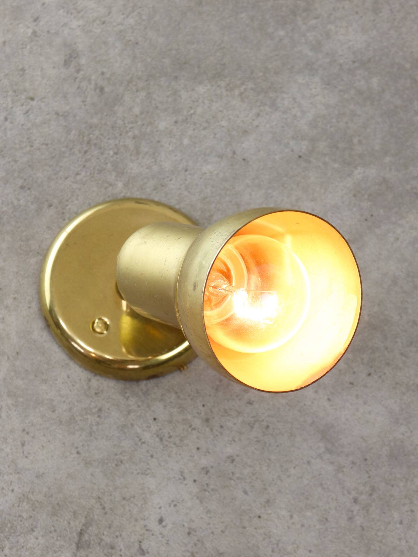 Mid-Century Italian Brass Wall Reflector Lamp, 1960s