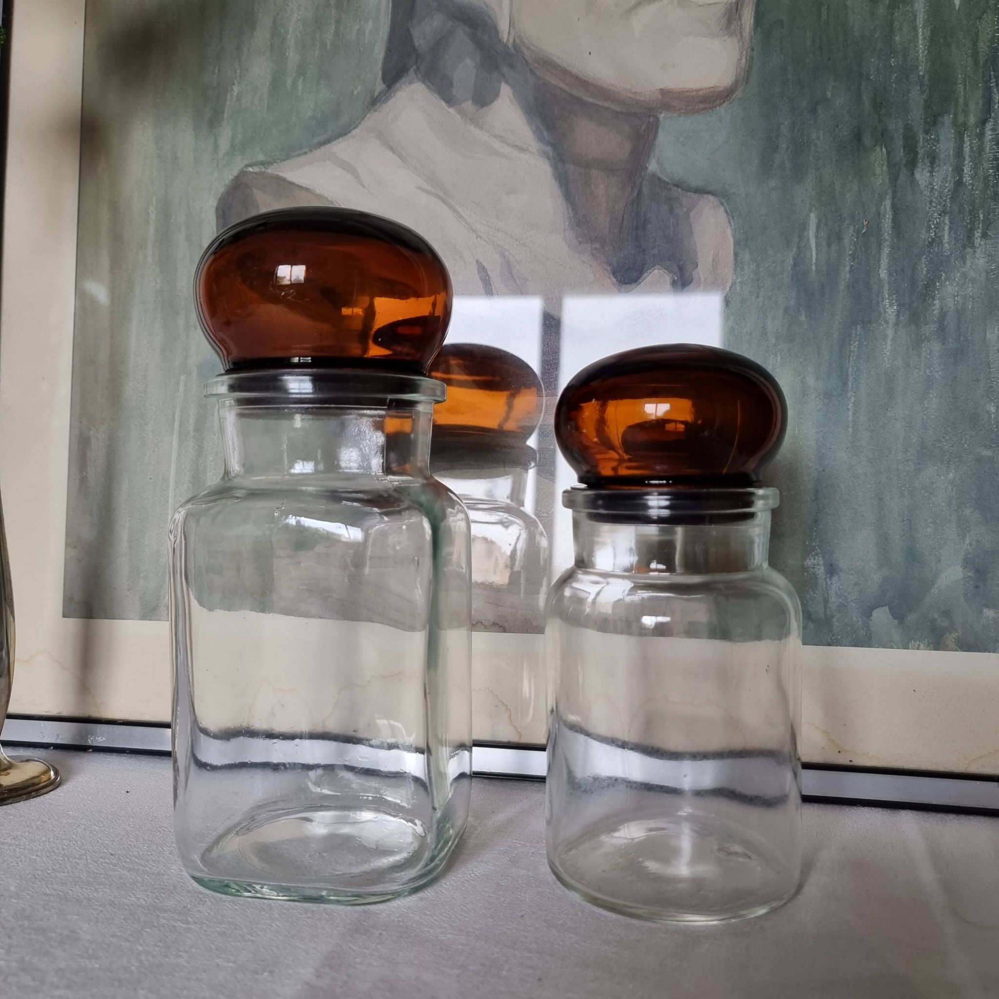 Pair of vintage Belgian glass pharmacy jars from the 1970s, very decorative
