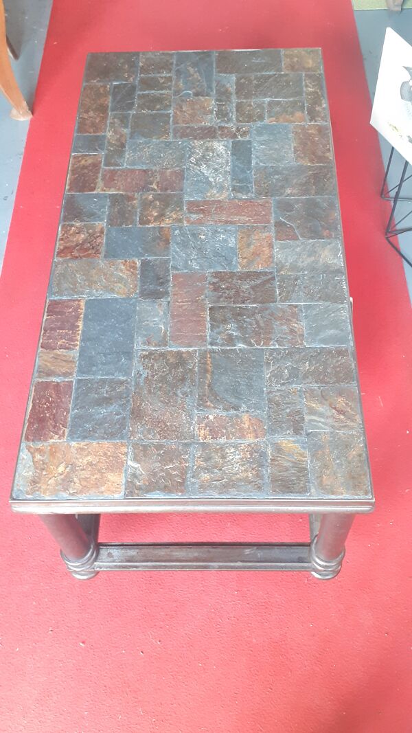 Table basse plateau carreau pierre nature pieds acier art deco