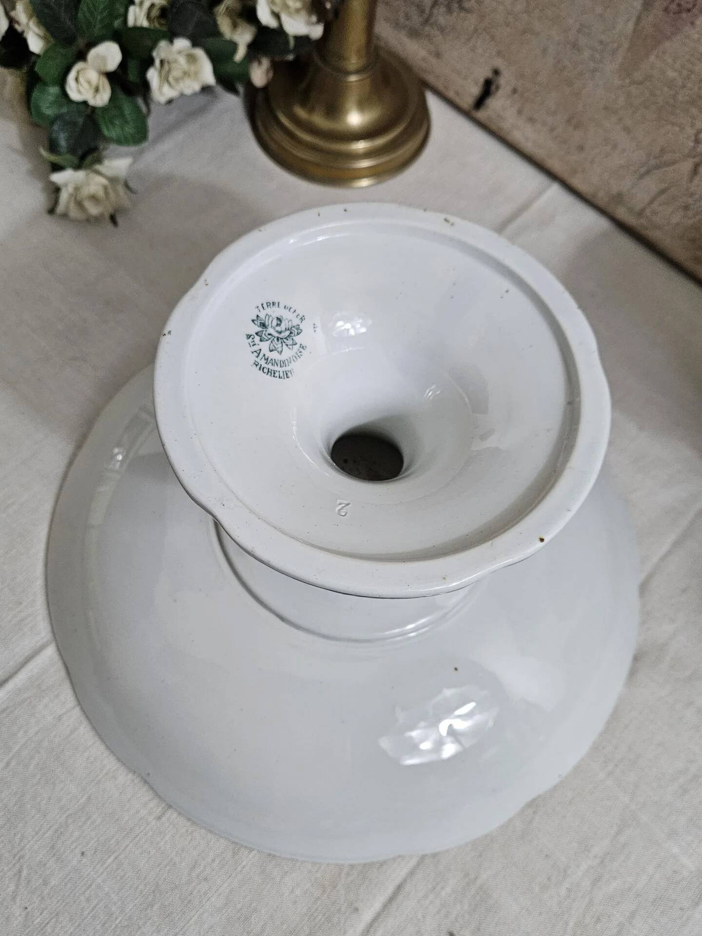 Large Richelieu Iron Earth Compote Dish