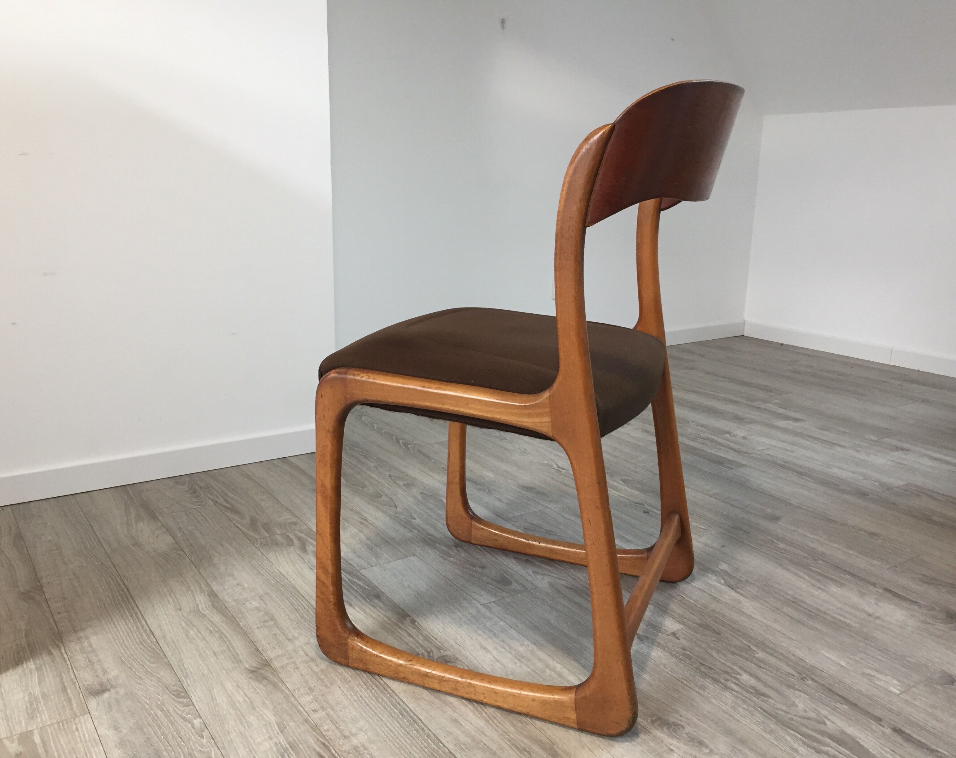 Ensemble de 4 chaises baumann traineau
