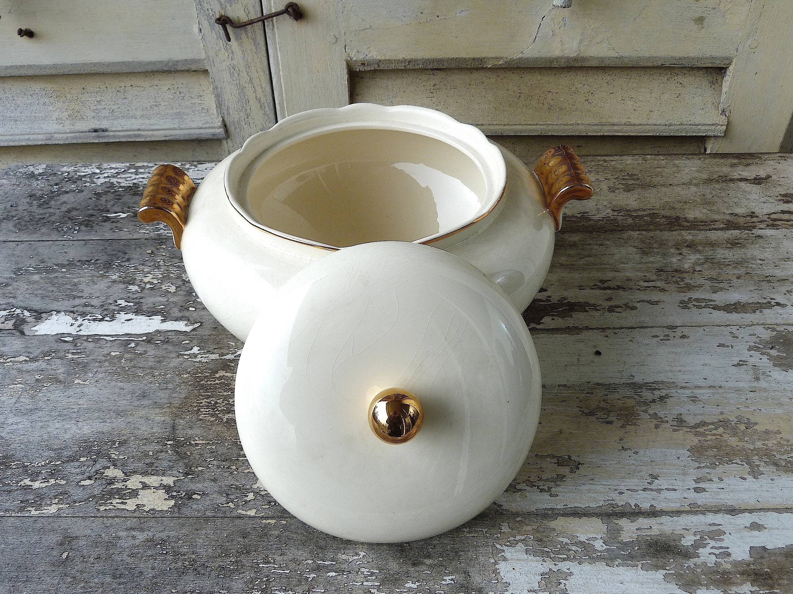 Soup tureen - vegetable bowl Villeroy & Boch Mettlach ivory and gold