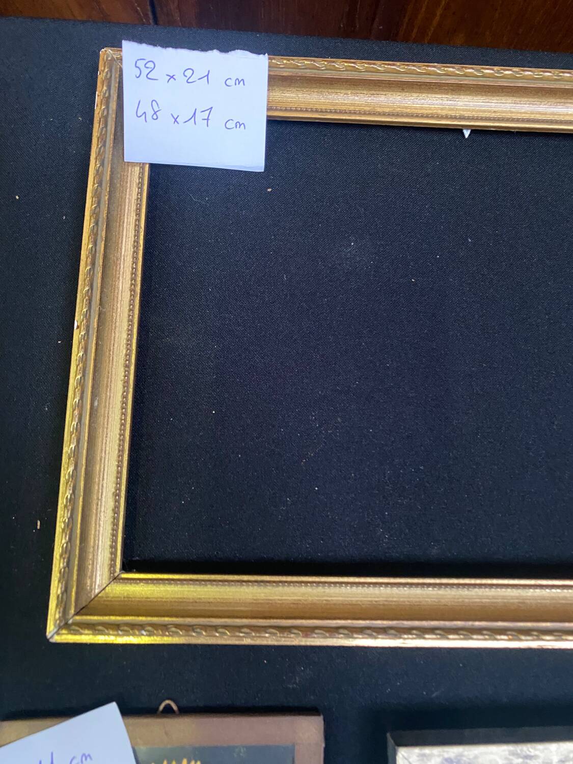 Set of 10 gilded wood or vintage resin frames