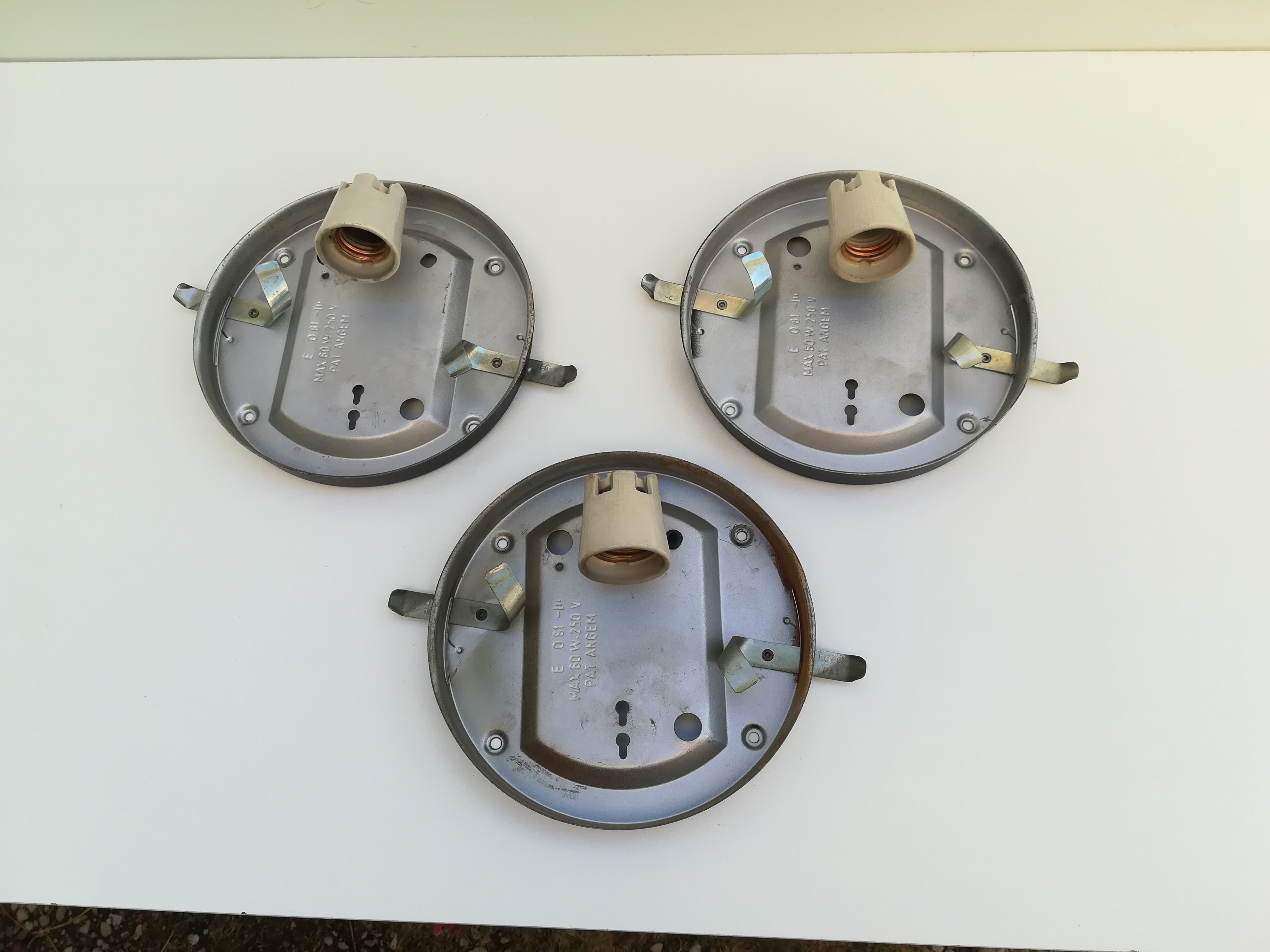 Three plafonniers in verre souffle