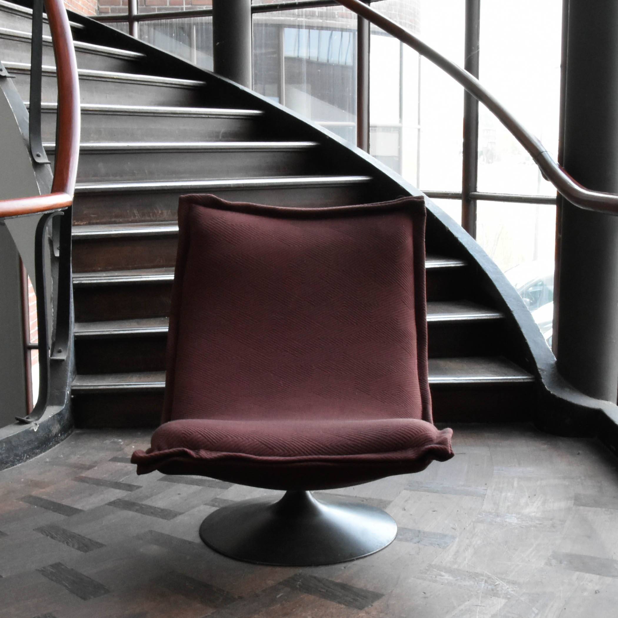 Chauffeuse F590 de Geoffrey Harcourt pour Artifort