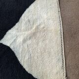 Moroccan rug in natural wool 250cm x 150cm