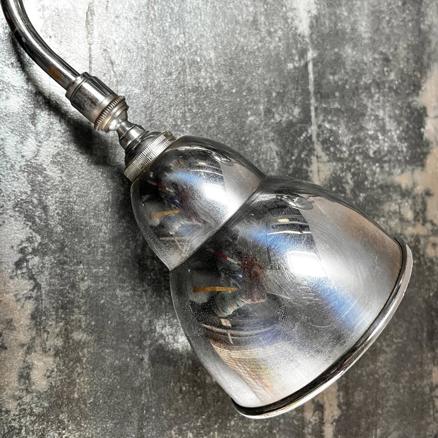 Art Deco adjustable desk lamp