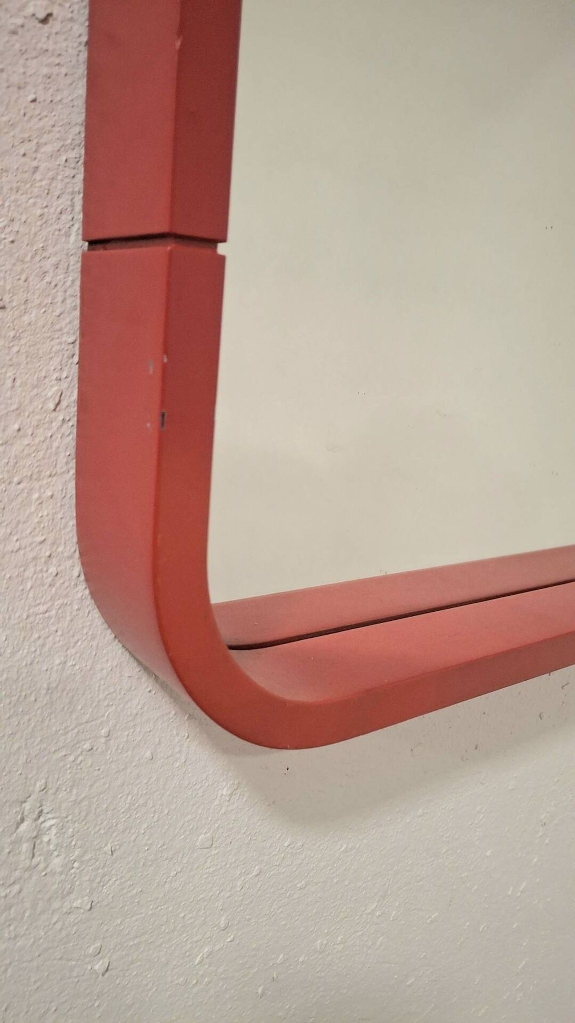 80s Pop Art Red Rounded Frame Mirror