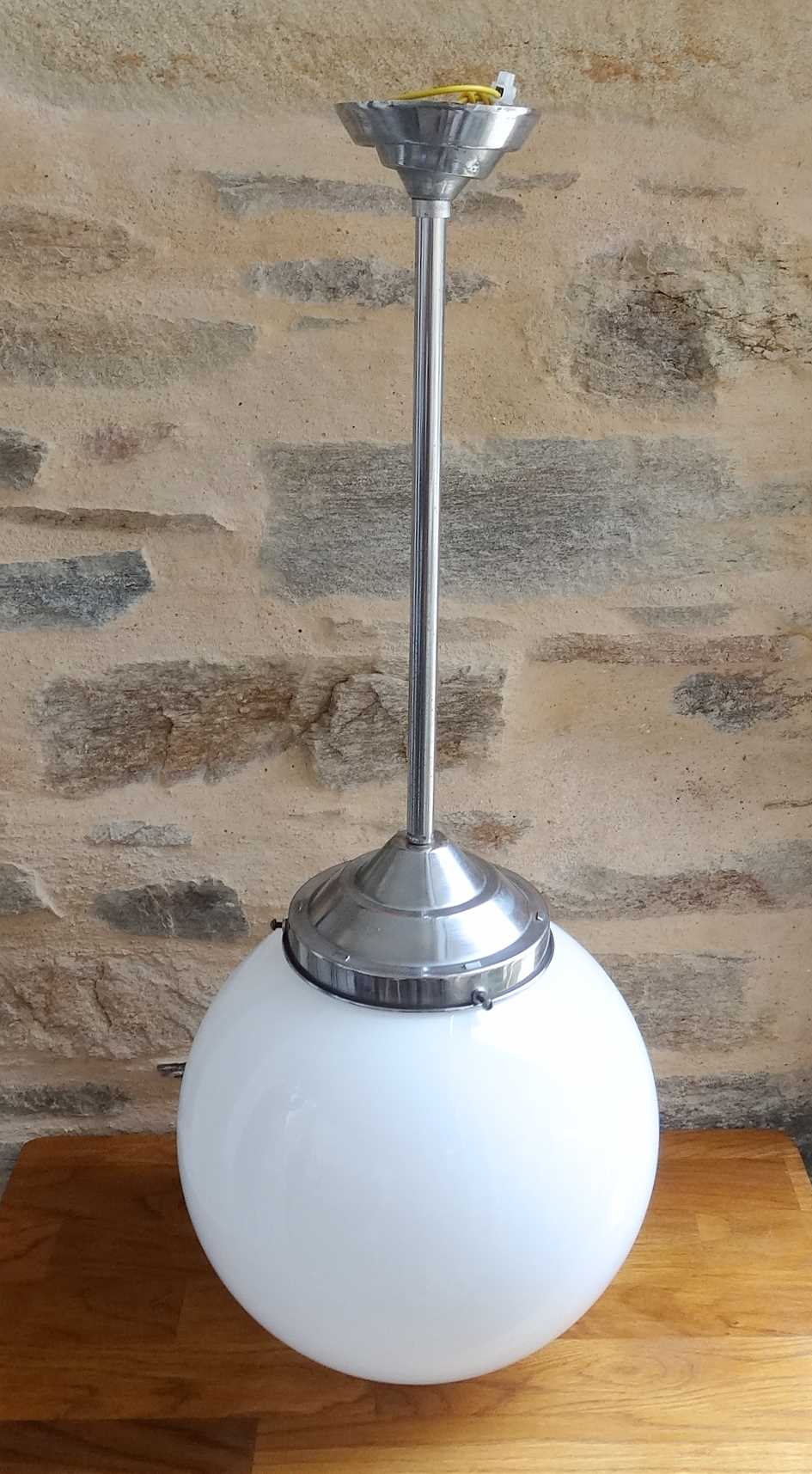 Hanging art deco globe large format - 30 cm