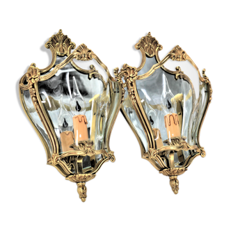 Pair of Louis XV style appliques in solid bronze & curved glass