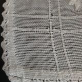 6 towels and table path