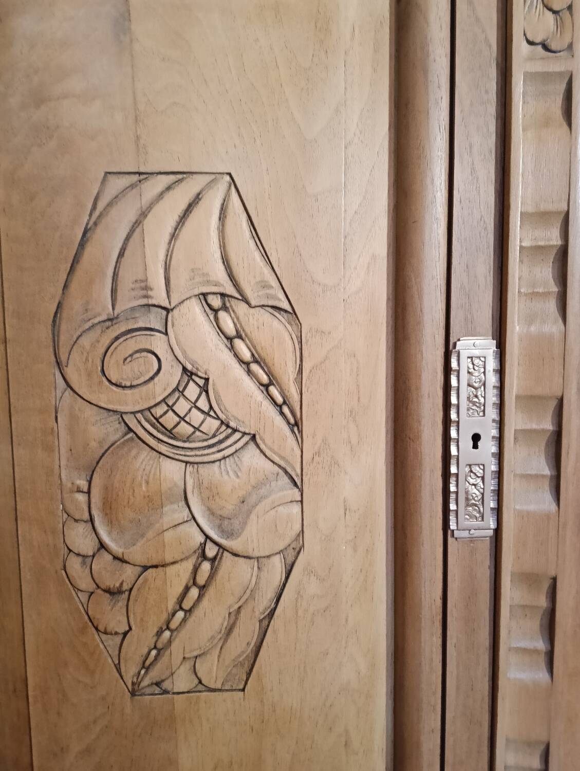 Art Deco sideboard in solid walnut