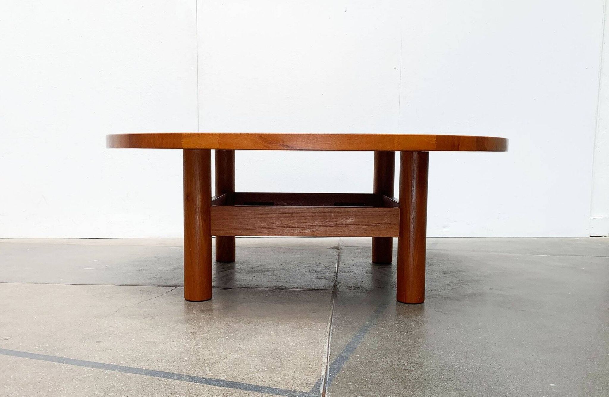 Large Danish brutalist coffee table in solid teak, 1960s.