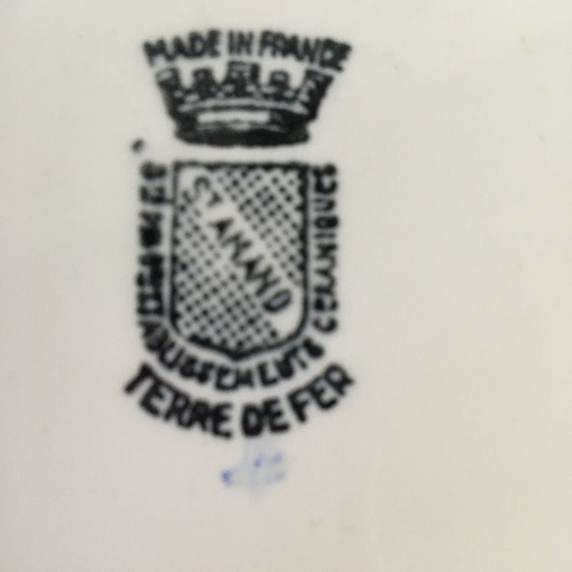 Vintage salad bowl "st-amant-sté des grands établissements céramique"