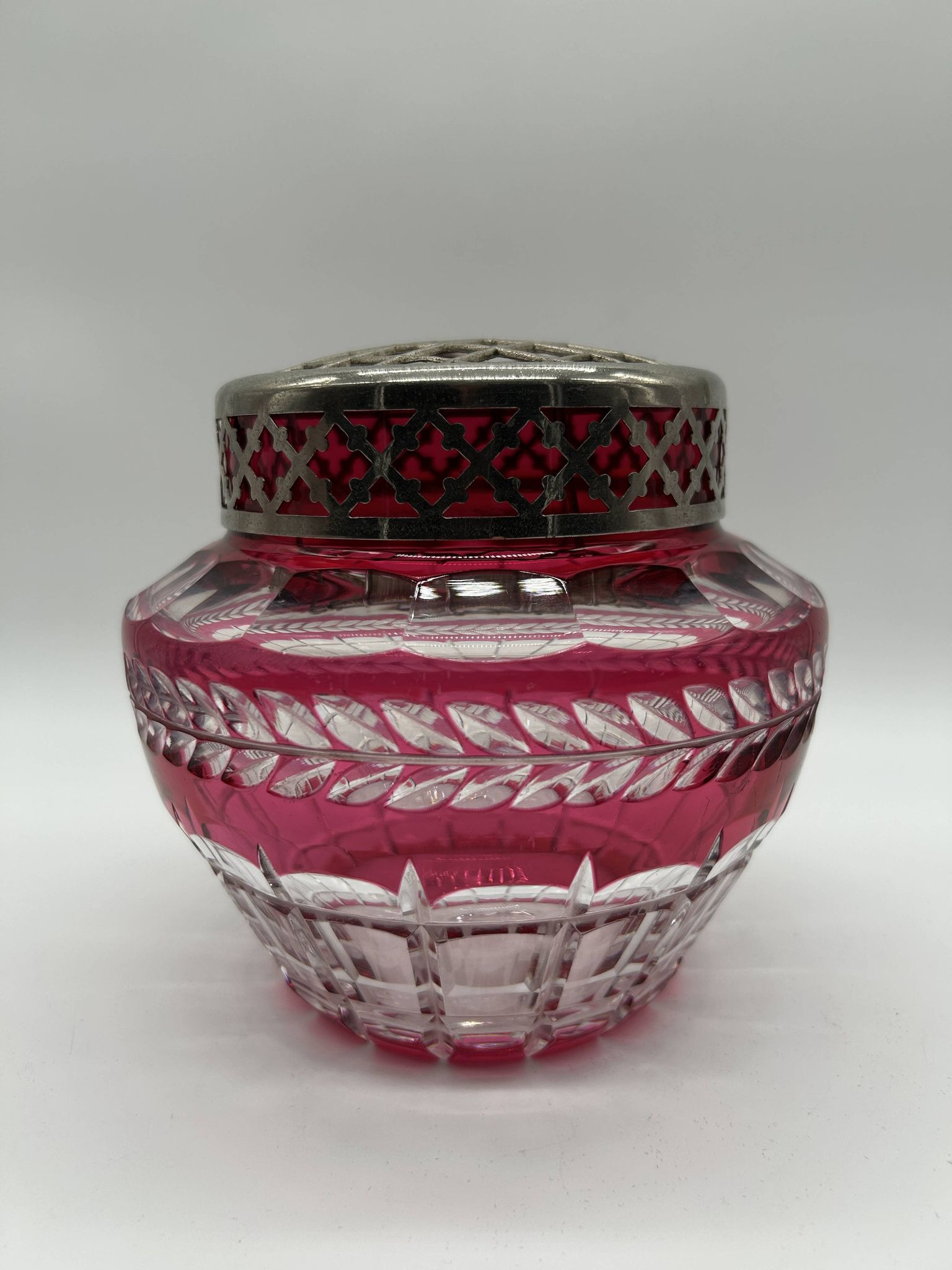 Pique-fleurs en cristal du VSL d'époque ART DECO