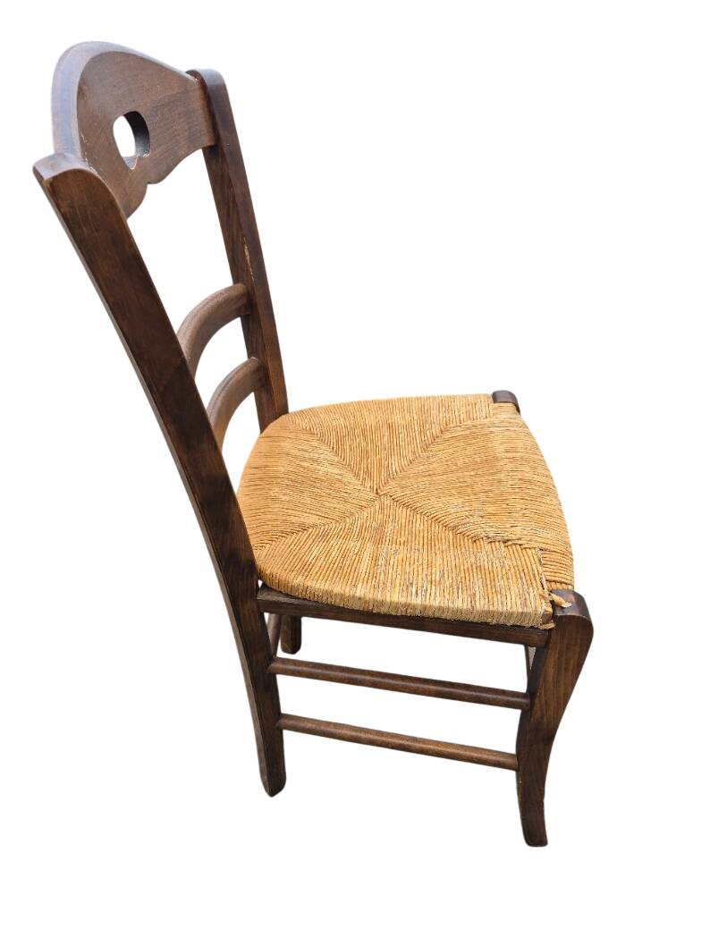 6 chaises + un fauteuil de campagne