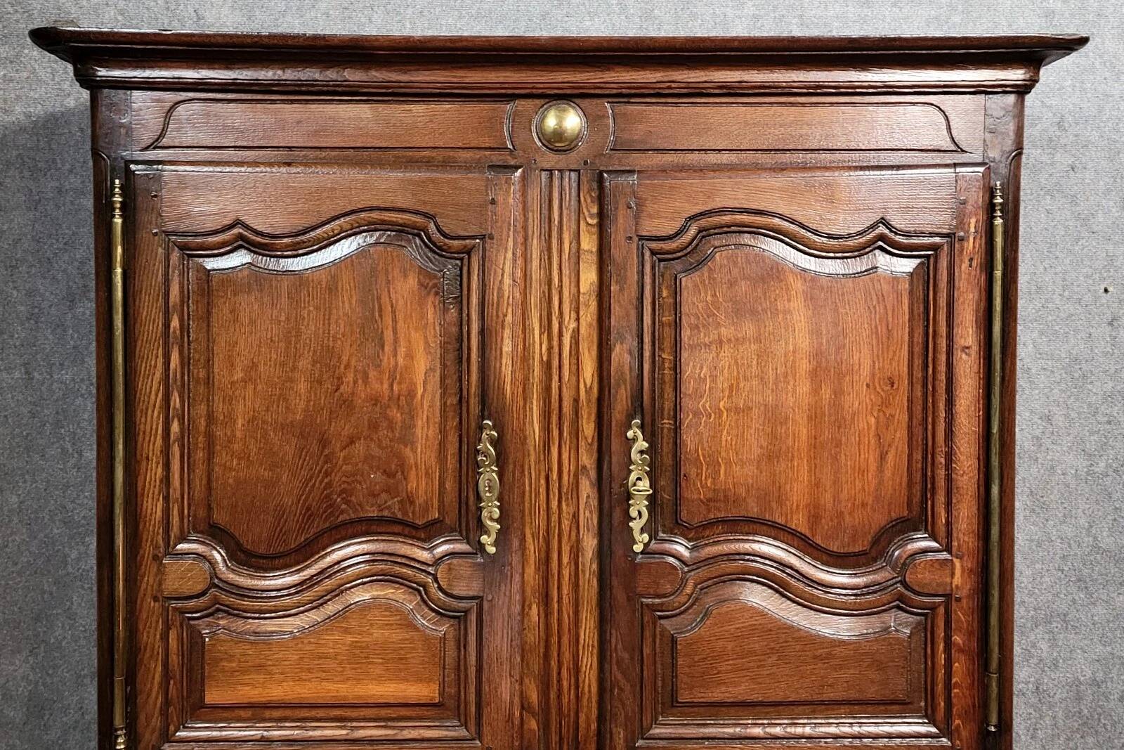 Two-part Louis XV period oak buffet, circa 1750
