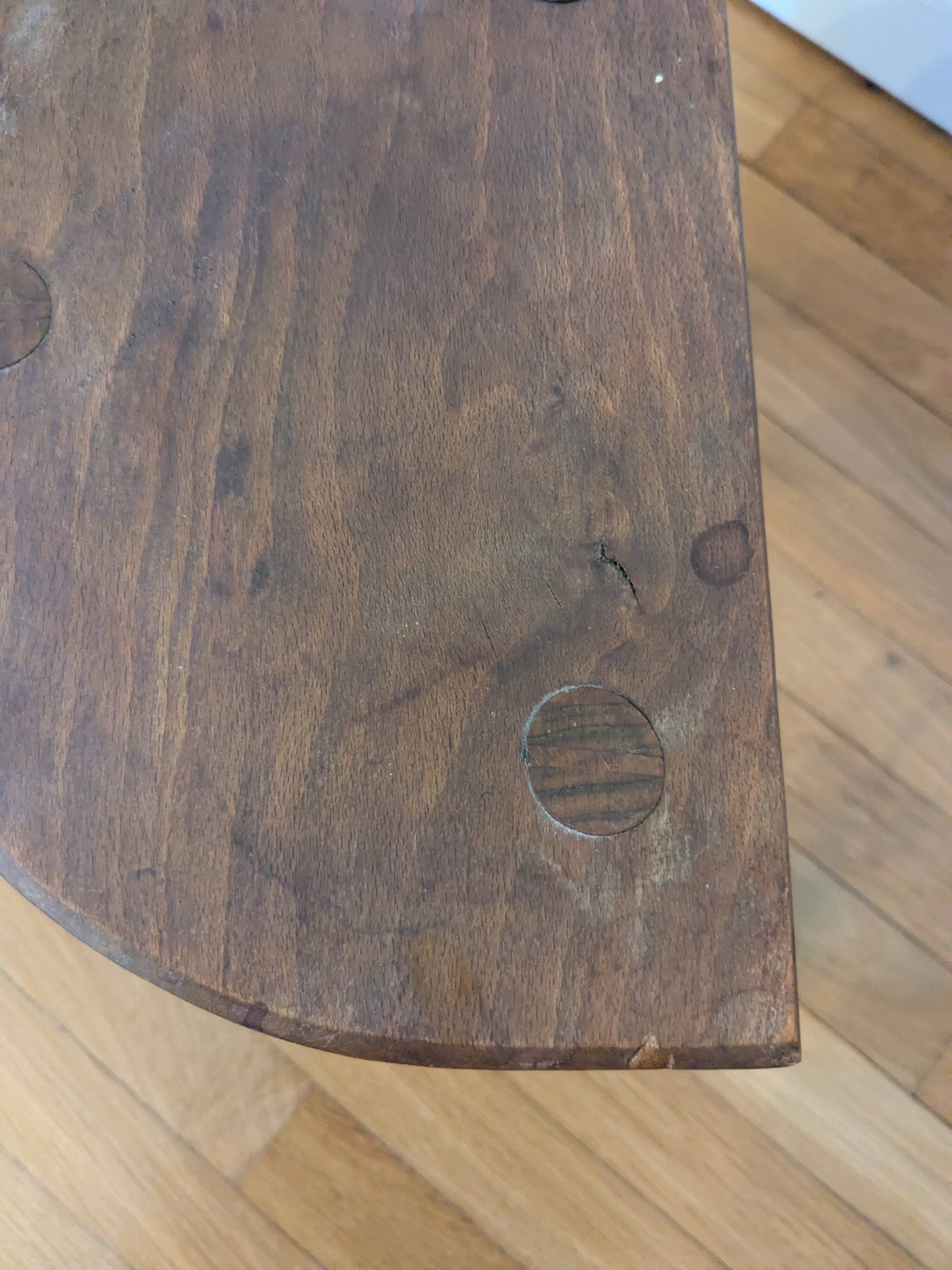 Tabouret tripode