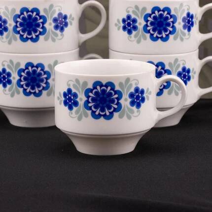 6 porcelain coffee cups Mitterteich with blue floral pattern