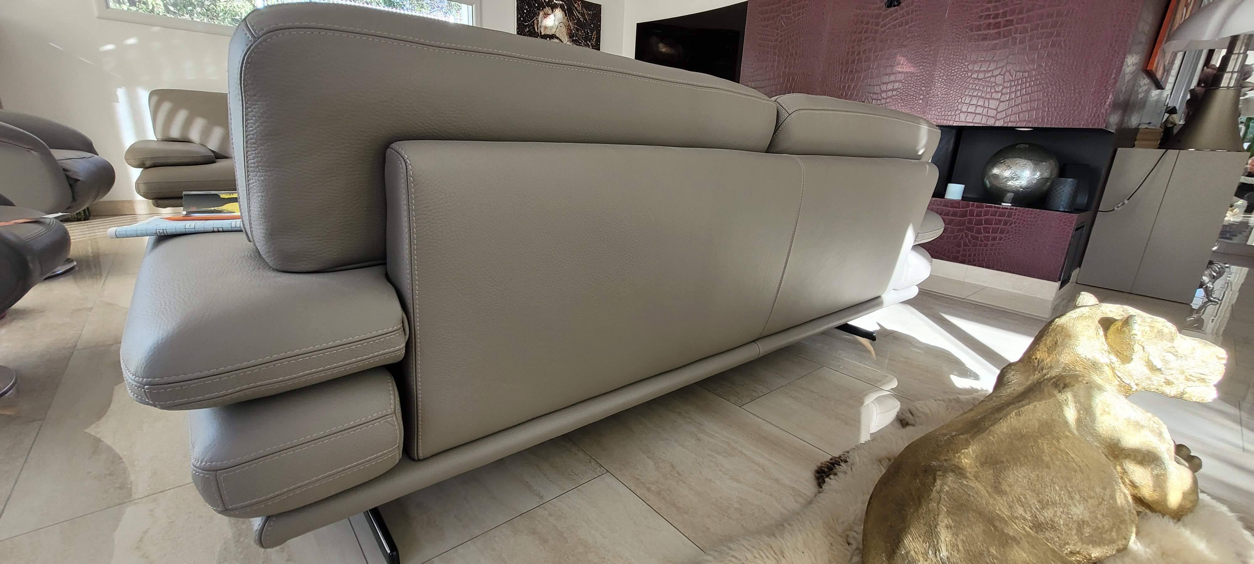 Canapé cuir pleine fleur 3 places roche bobois