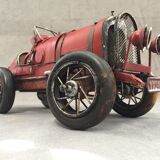 Model reproduction old car bugatti 1920 tin metal