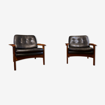 Pair of scandinavian armchairs in black leather and teak