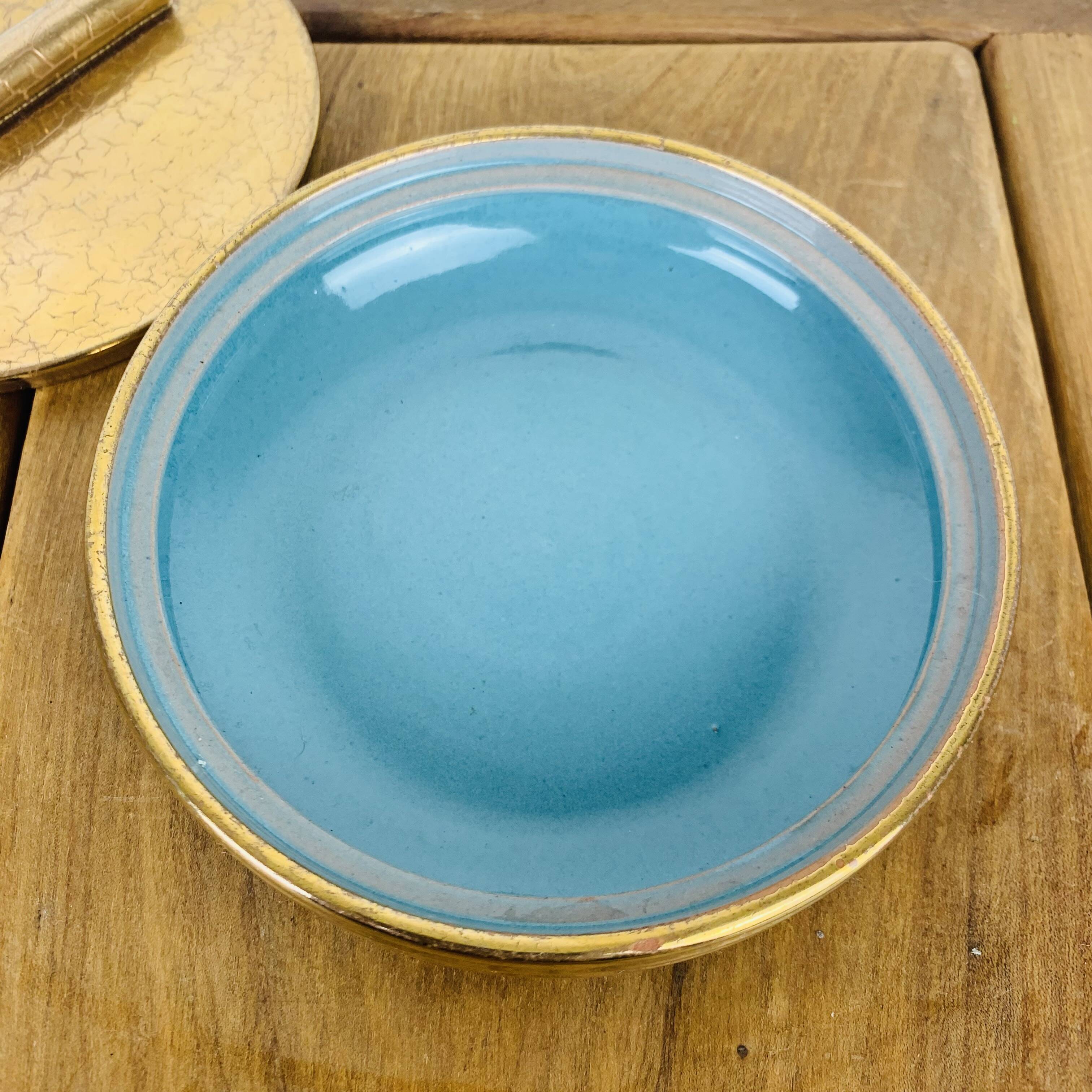 Vintage cracked golden ceramic box