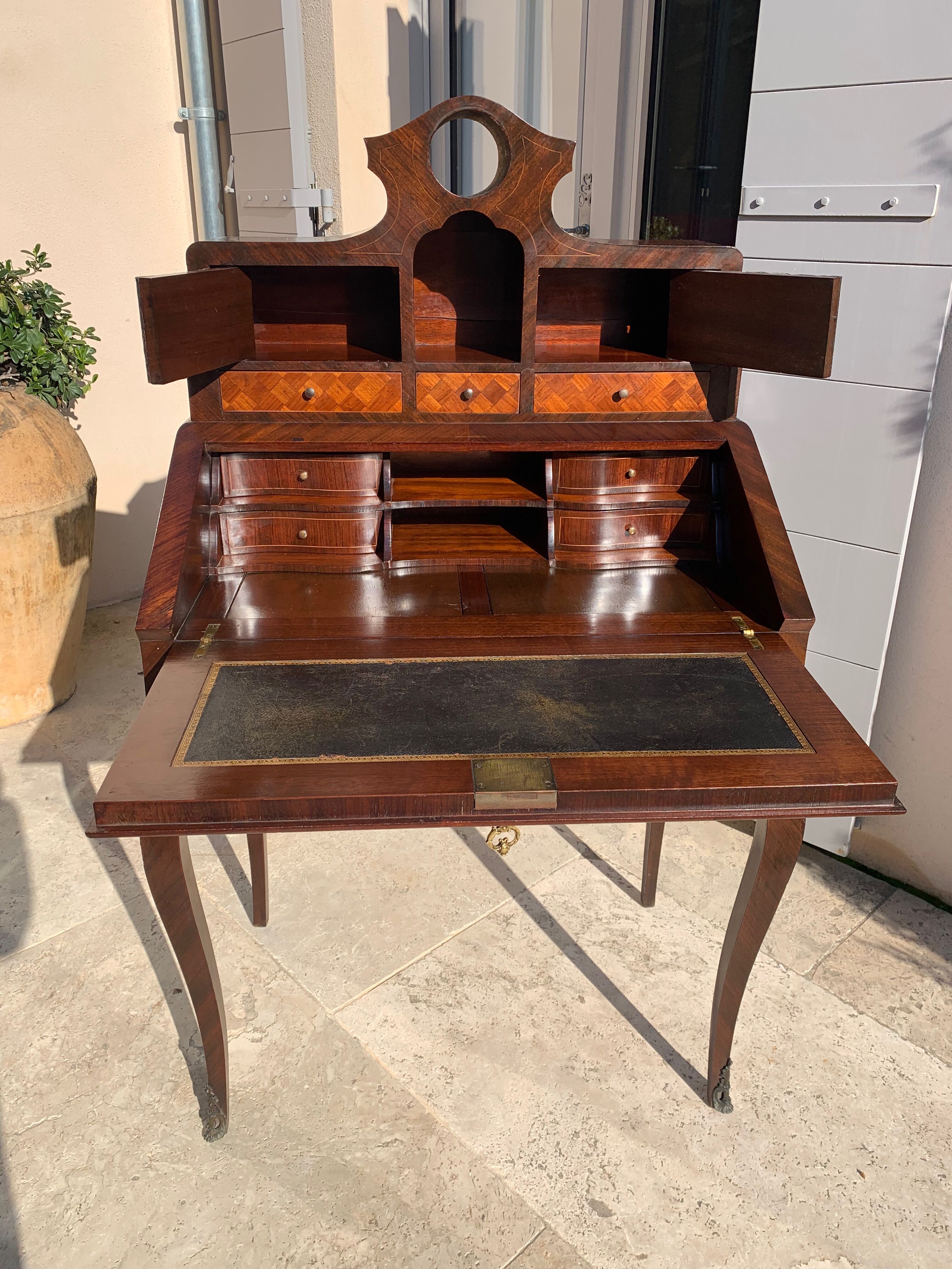 Happiness of the day style Louis XV of the nineteenth century in marquetry