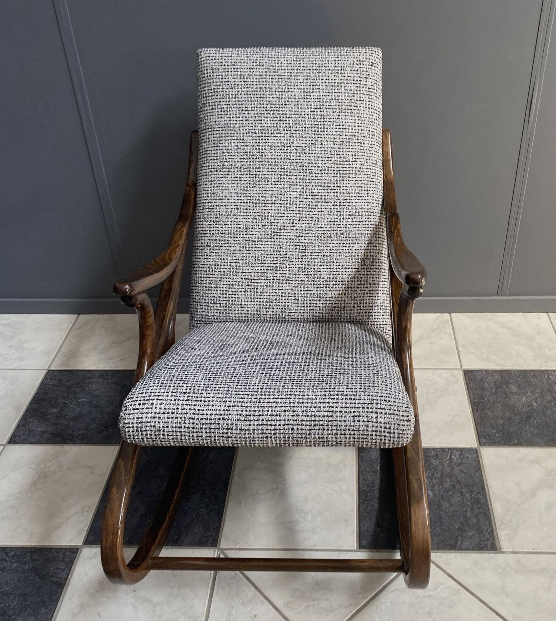 Fauteuil à bascule par TON / Thonet années 1960