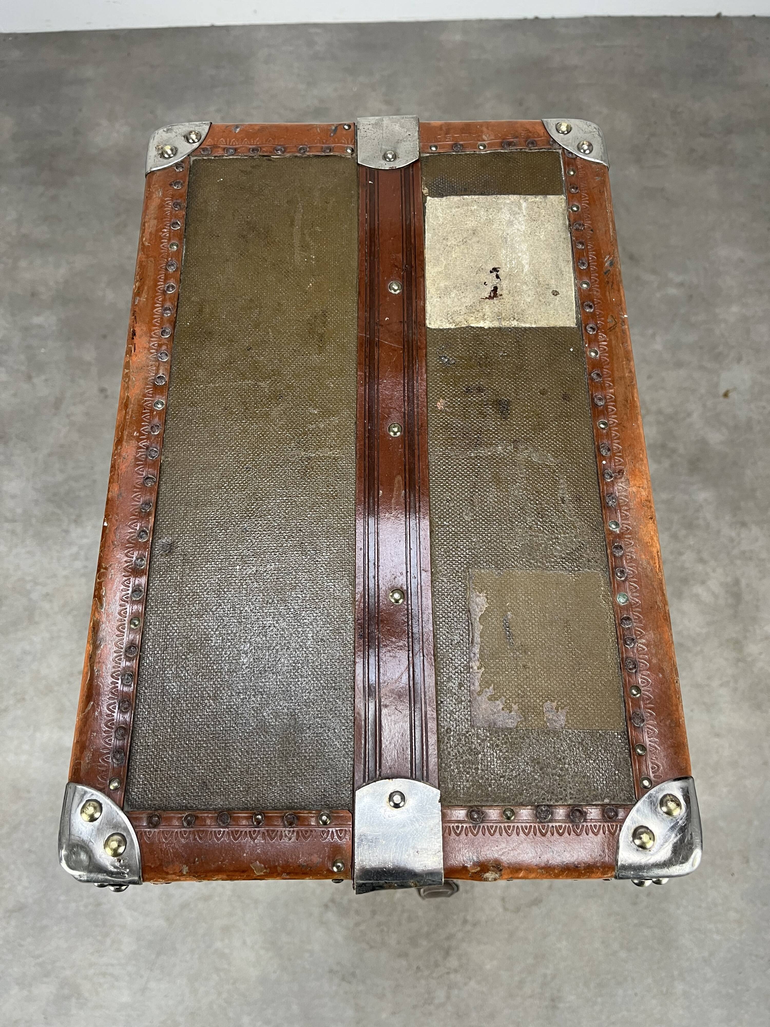 “MallePlume Paris” cabin trunk