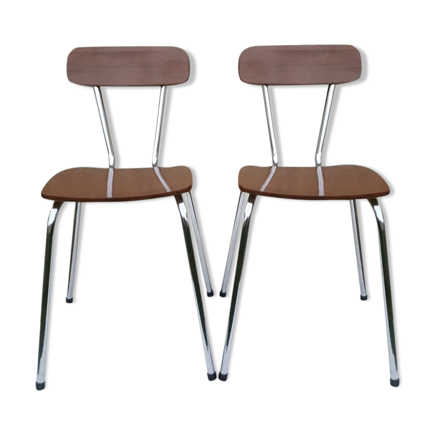 2 chaises en formica marron