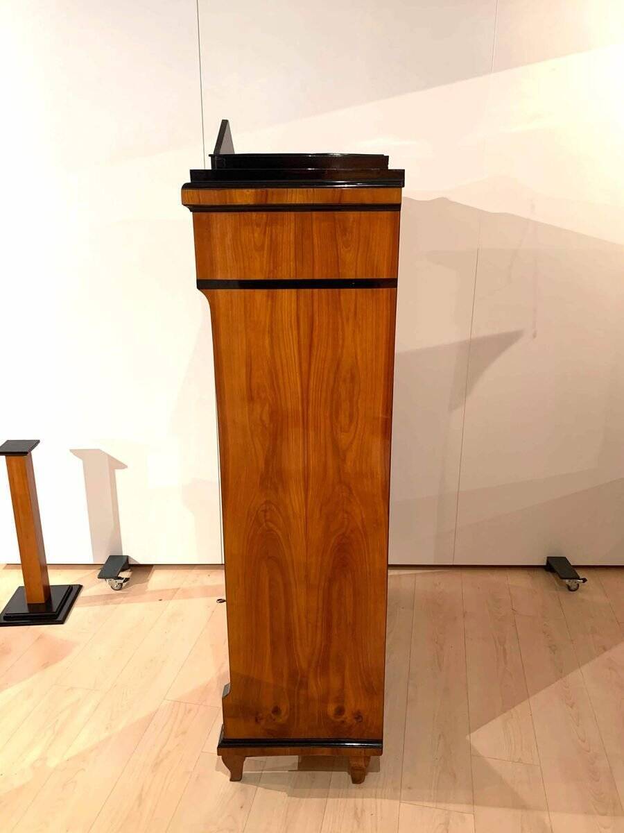 Biedermeier Secretaire in Cherry Veneer, South Germany, 1820s
