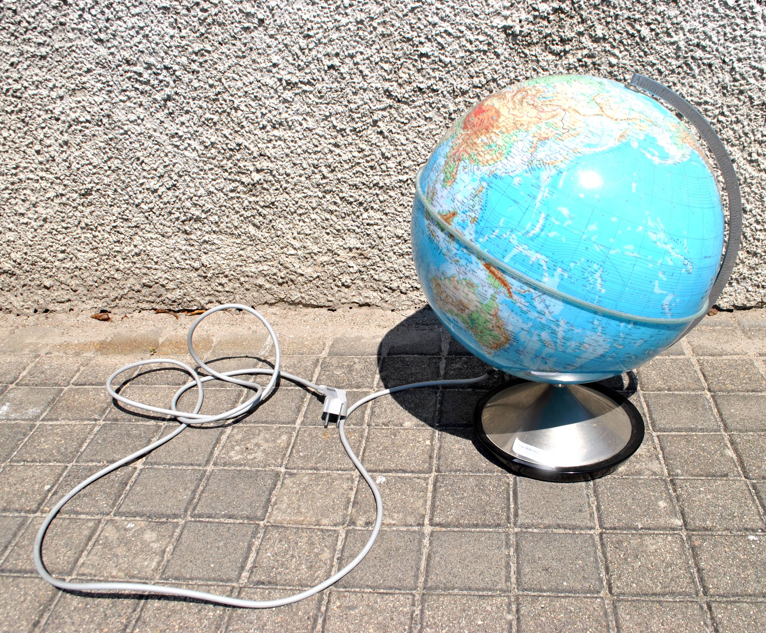 Vintage cast iron plastic globe lamp HERCULES by Stauffacher Italy