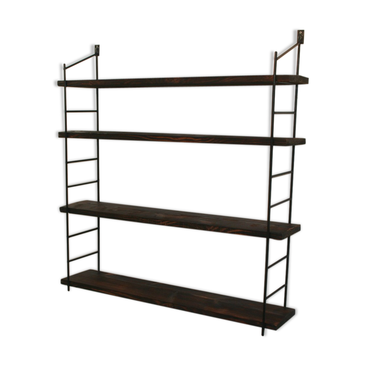 Wall shelf