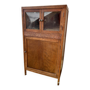 Petit meuble vitré art