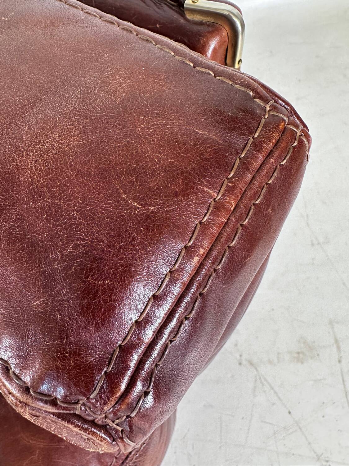 Pair of leather armchairs Roche Bobois