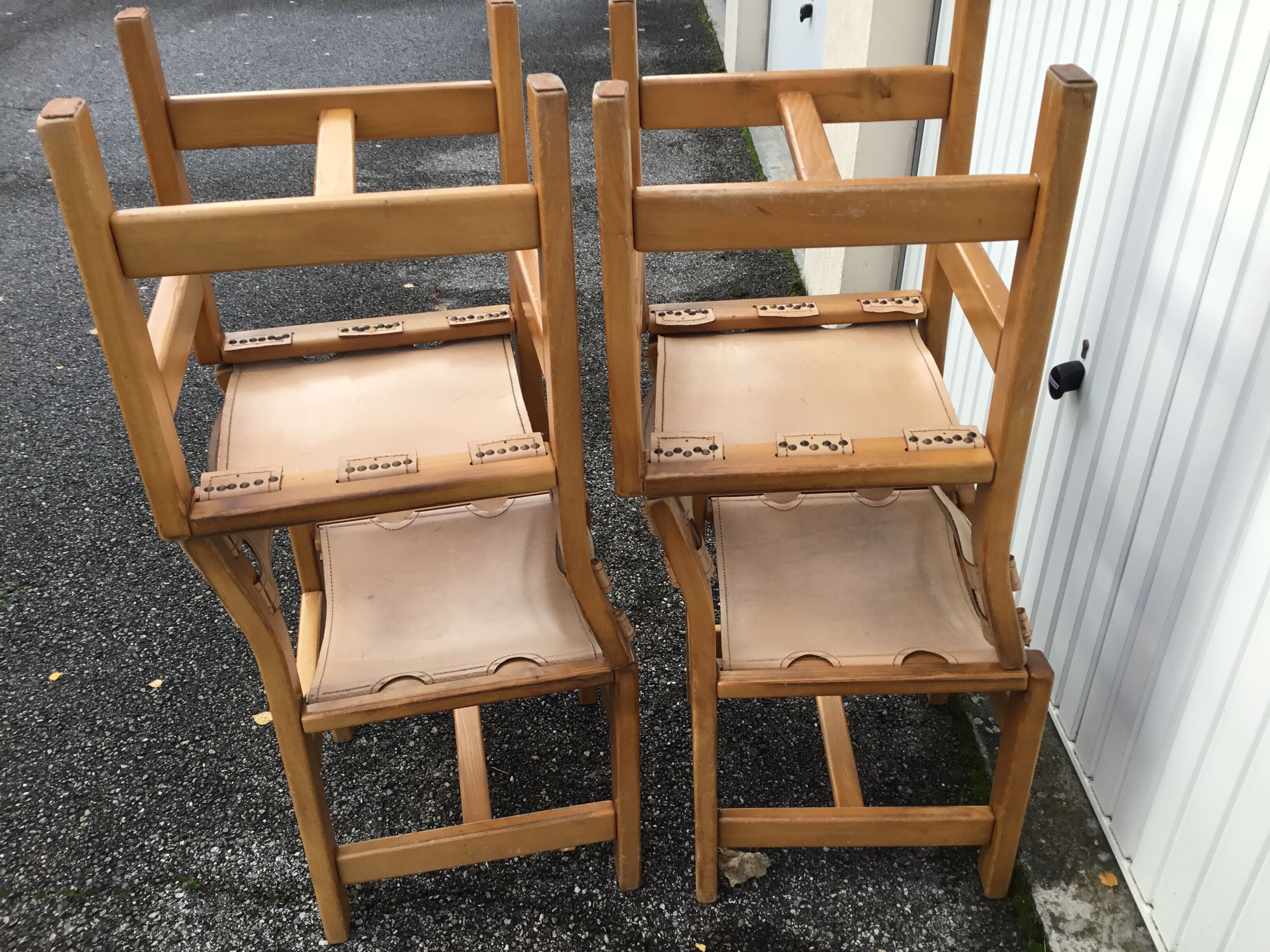 Maison Regain chairs