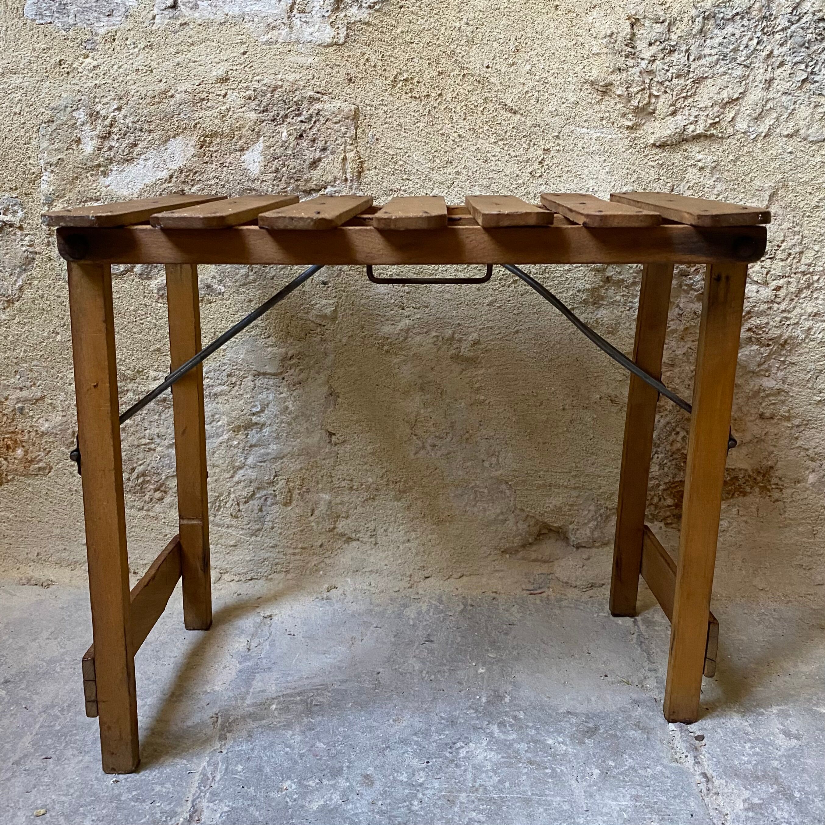 Folding stool