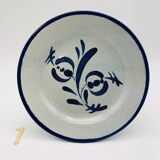 6 dessert plates, St. Clement. Hand-painted decoration.