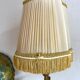 Lampe style Art Nouveau en métal doré et tissu plissé