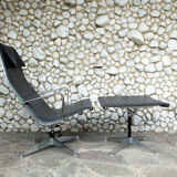 Lounge Chair Chair EA124 - Ottoman EA125 by Charles - Ray Eames for Herman Miller 1960s