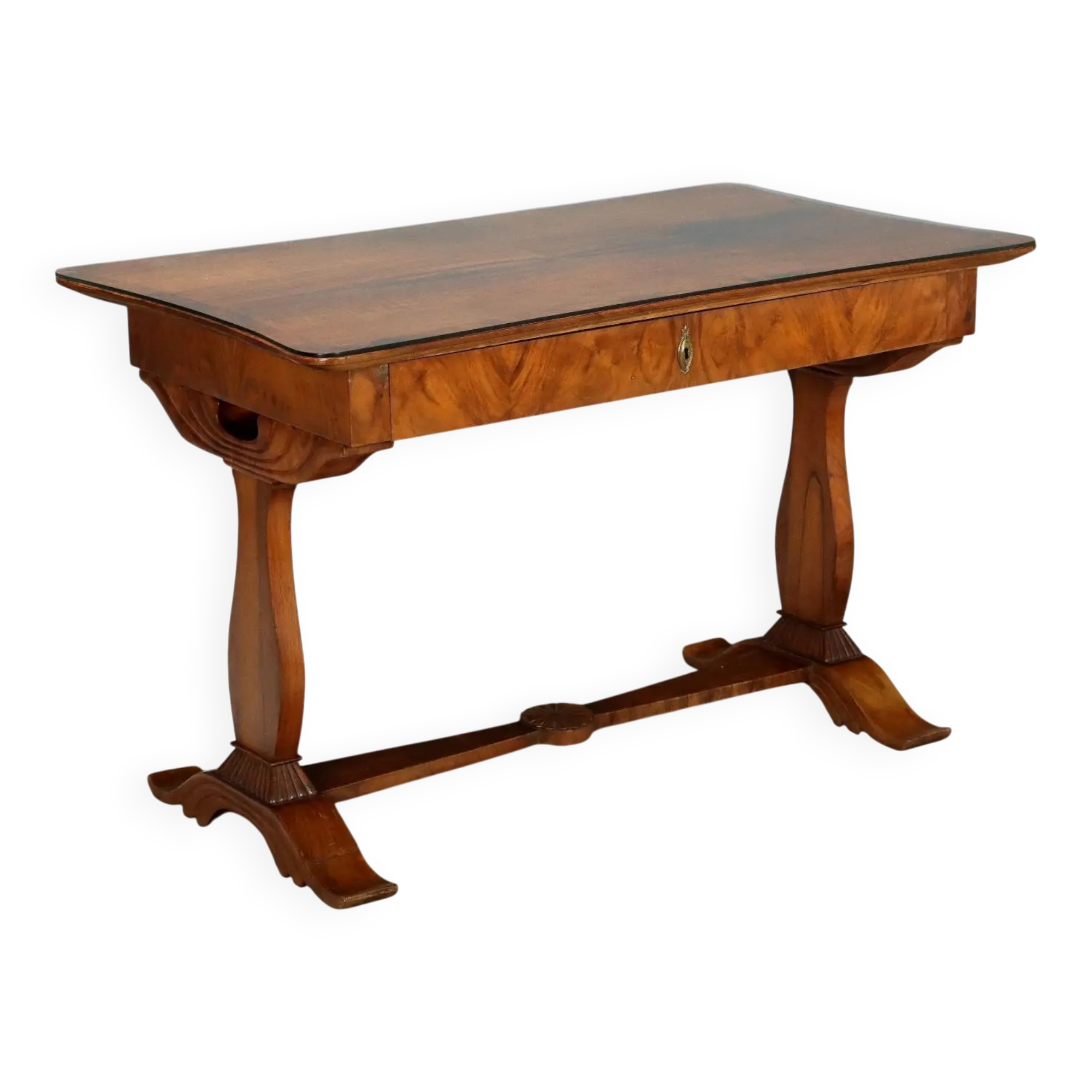 Antique Biedermeier desk in walnut, Austria, mid-19th century.