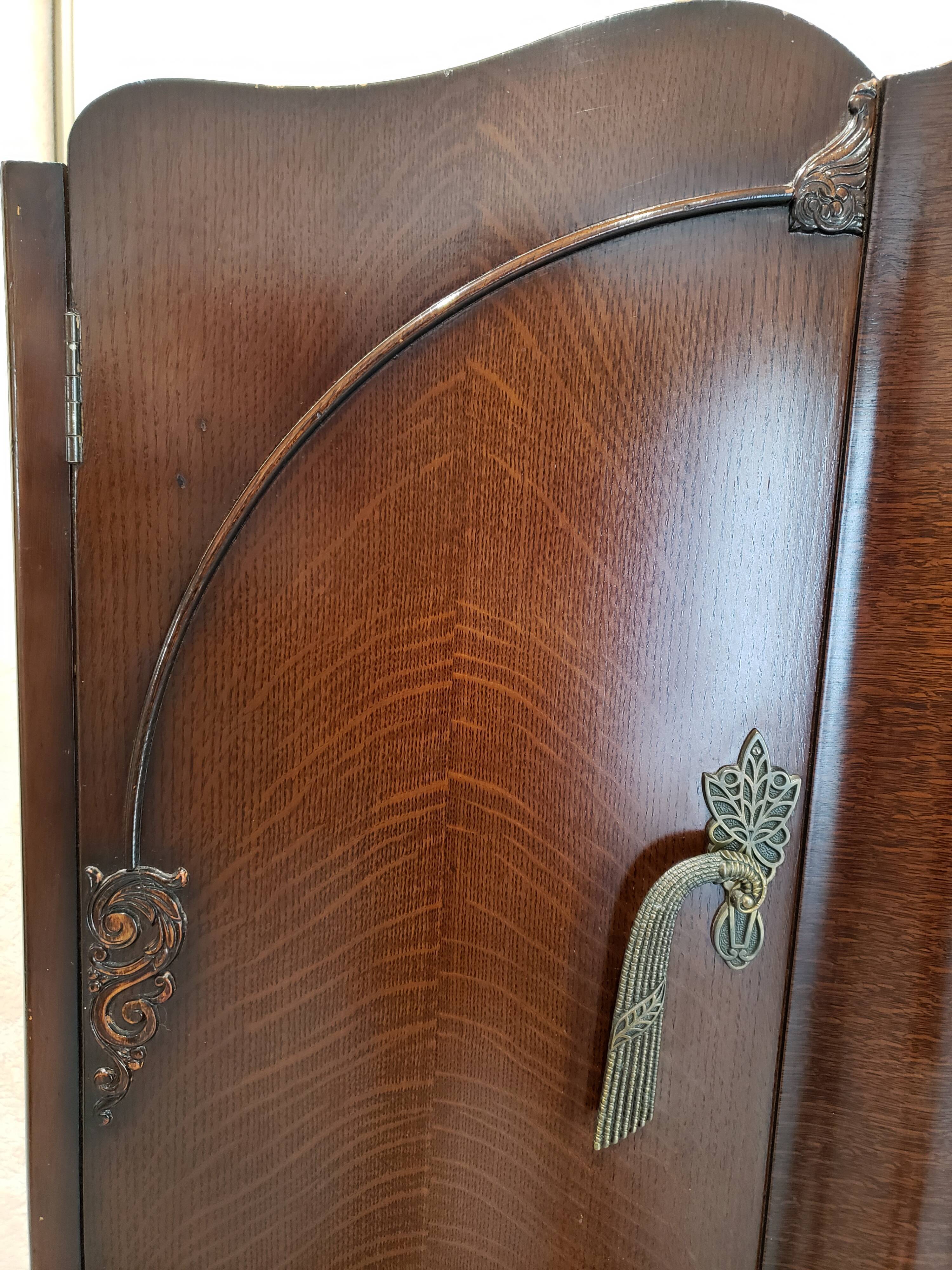 Wardrobe Art Deco English from the 40s