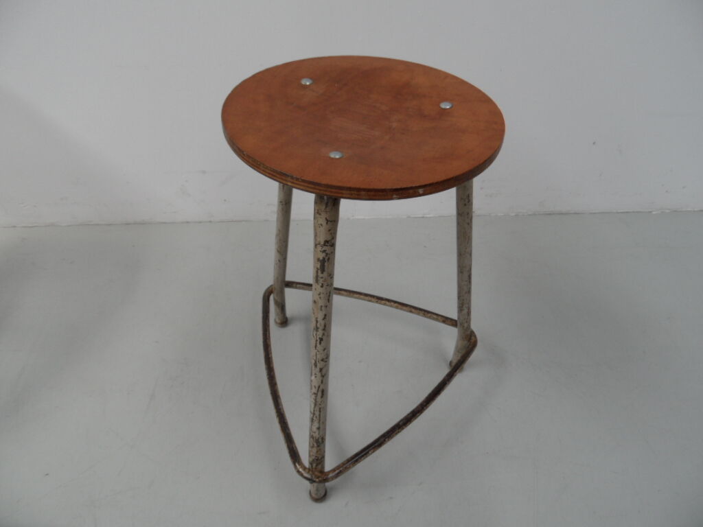 Tabouret métallique industriel