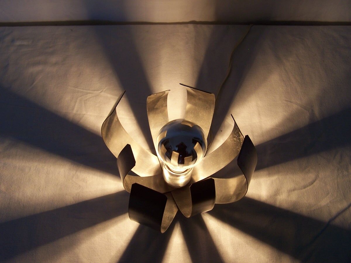 Steel Oxar - 70s flower lamp