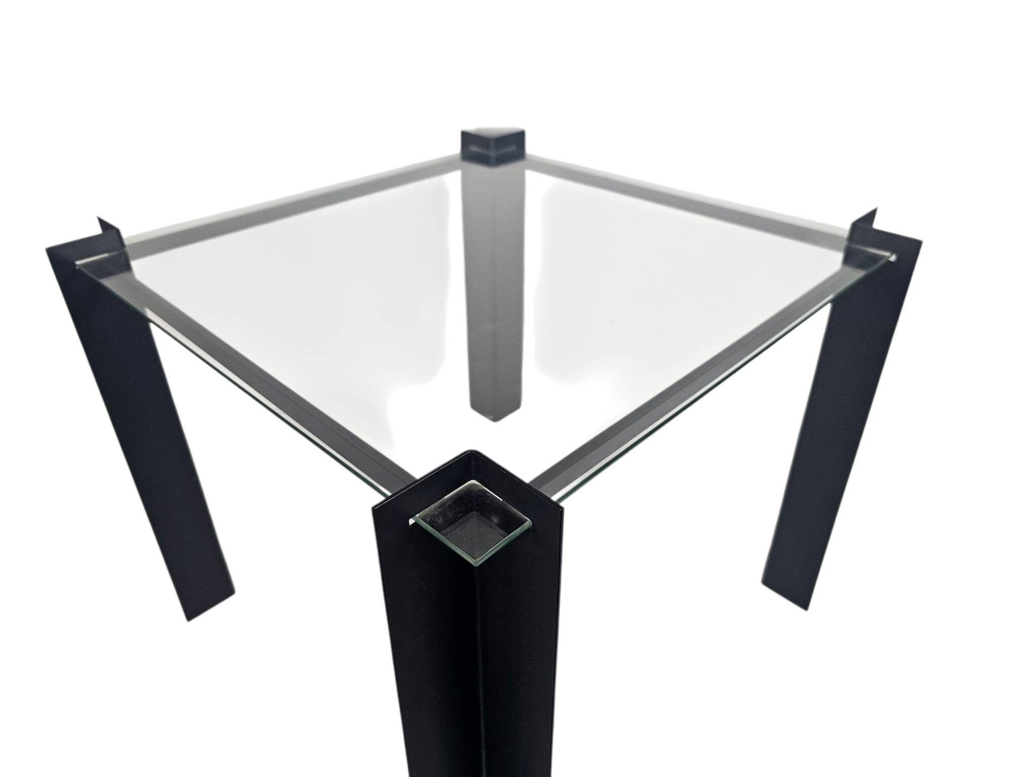 Table d'appoint postmoderne - carrée - en verre - en métal - années 80